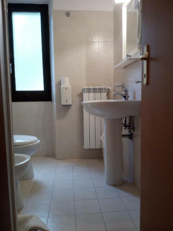 Hotel Il Rifugio Del Lupo Scanno Eksteriør billede