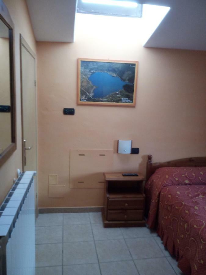 Hotel Il Rifugio Del Lupo Scanno Eksteriør billede